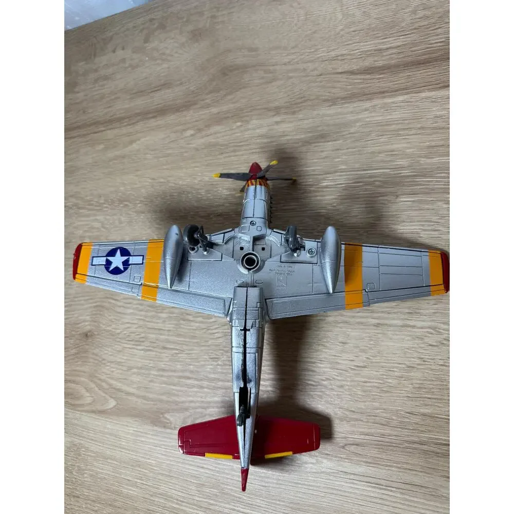 New Ray Tuskegee P-51 Mustang Plastic Model Plane